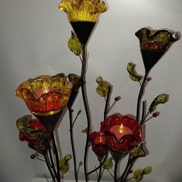 Elegant Vintage Floral Glass & Wrought Iron Tealight Holder Art Sculpture Decor - Picture 12 of 12